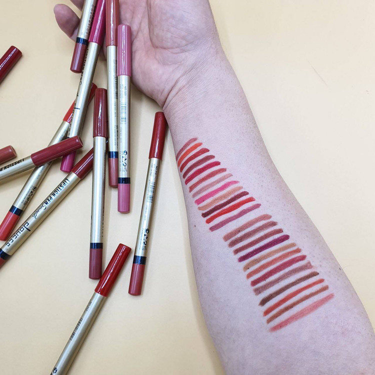 رژلب مدادی بدون تراش دووسه