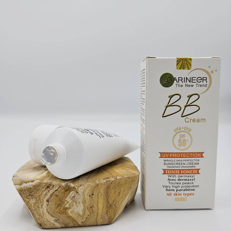 ضد آفتاب هلال طلایی بی بی گارنیر با SPF50 B.B .GARINEeR