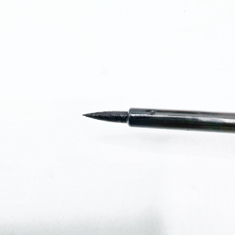 خط چشم ضد آلرژی و حساسیت لاوورا