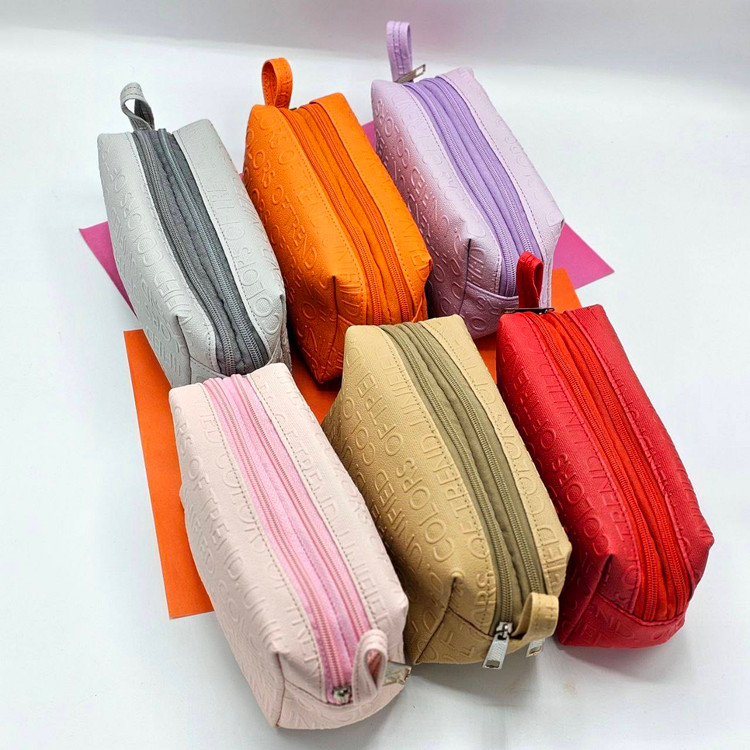 کیف لوازم آرایشی مخملی