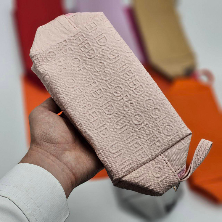 کیف لوازم آرایشی مخملی