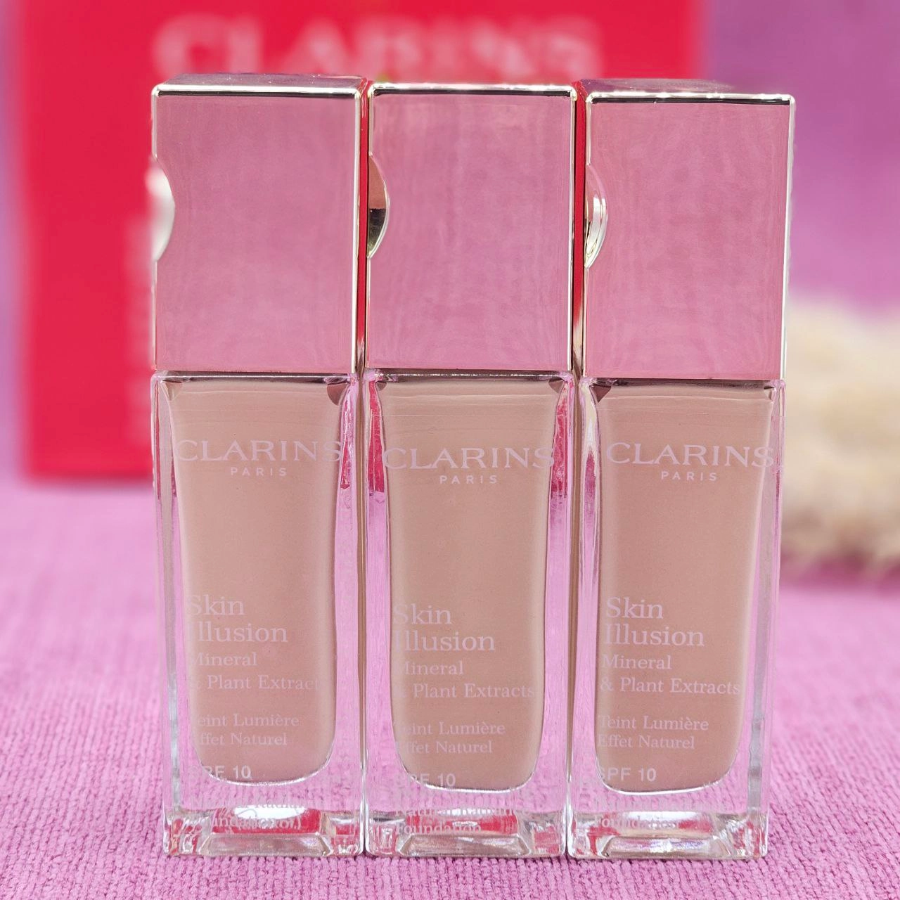 کرم پودر و کرم گریم فوقالعاده کلارنس