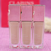 کرم پودر و کرم گریم فوقالعاده کلارنس