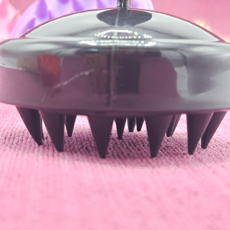 ماساژور سر و سرشور سیلیکونی