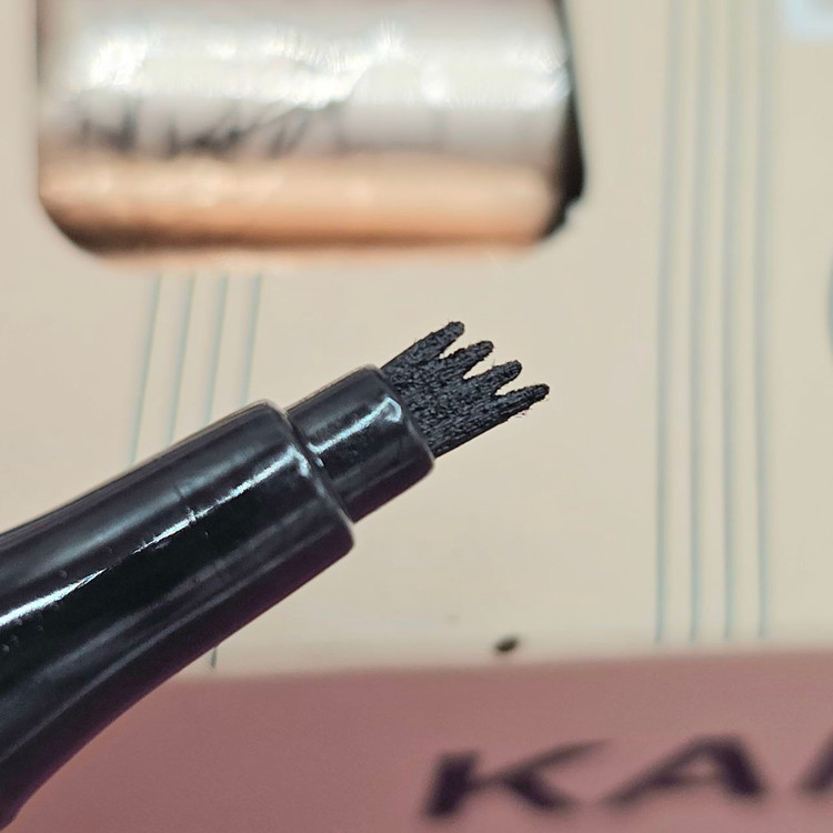 هاشور ابرو ضدآب و بدون حساسیت 4 خط برند کایلی