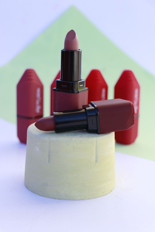 رژلب جامد برند ارتسکین