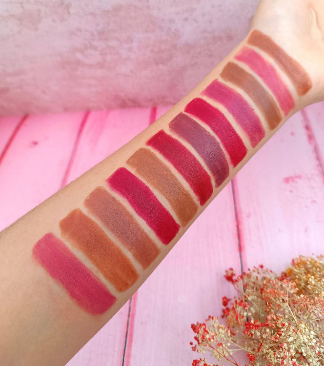 رژلب مدادی لیدی پیور LADY PURE