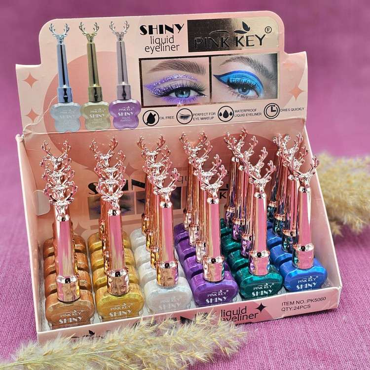 خط چشم رنگی مدل گوزنی