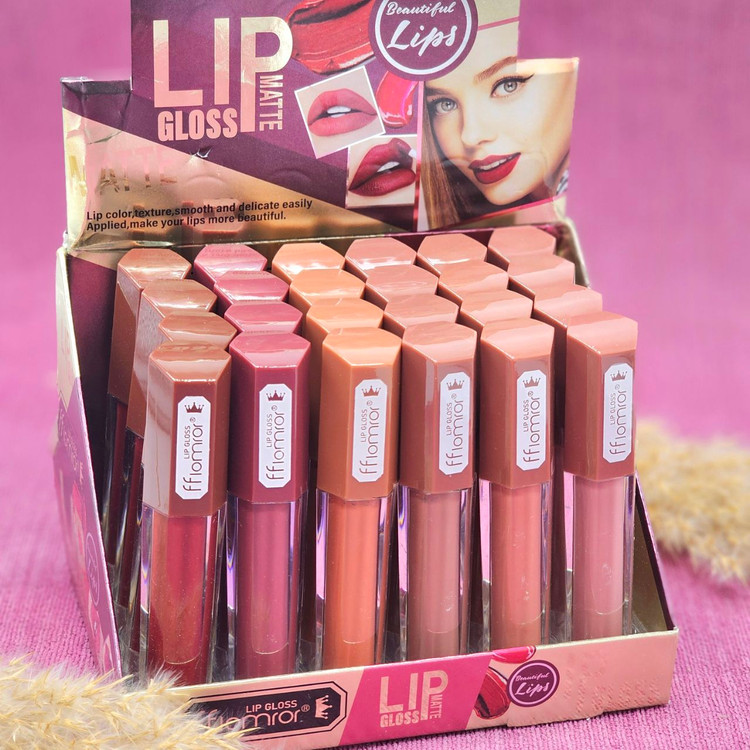 رژلب مایع مات و ضد آب