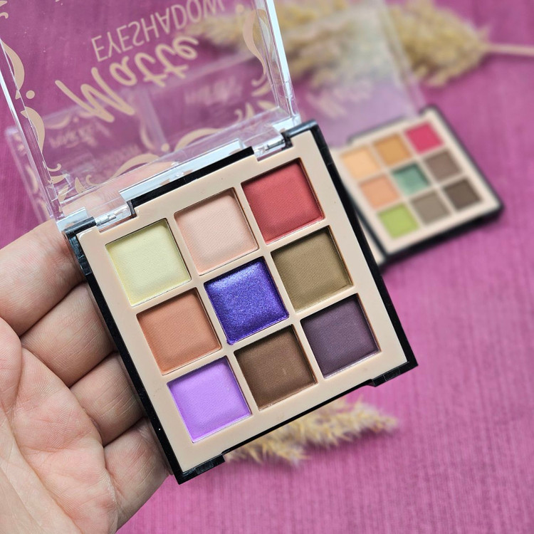 سایه نه رنگ مات و اکلیلی