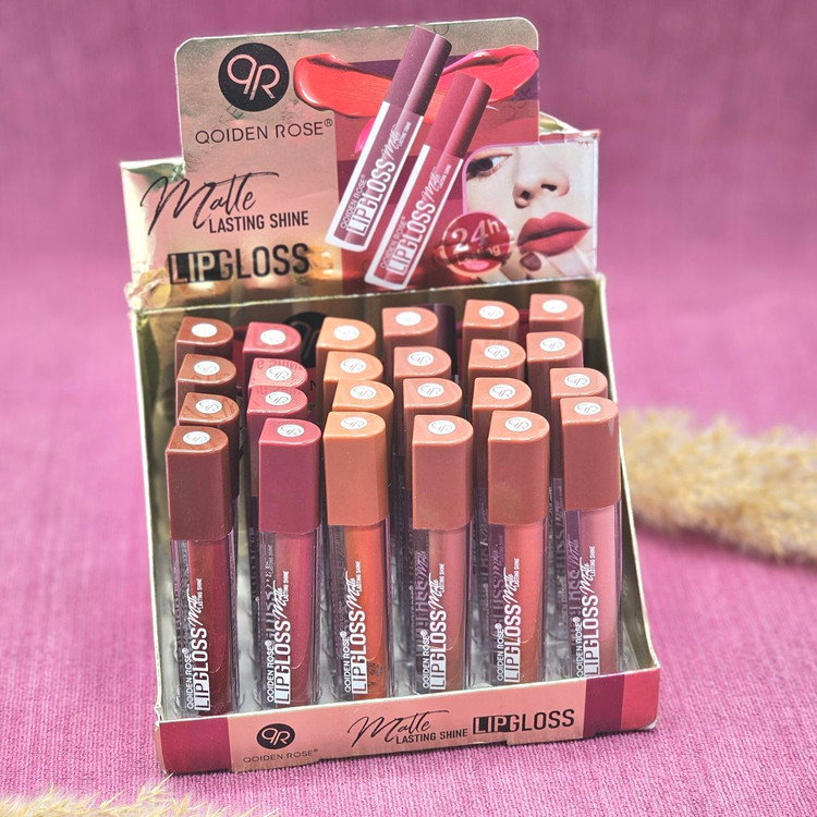 رژلب مایع مات برند کویدن رز کله استوانه ای