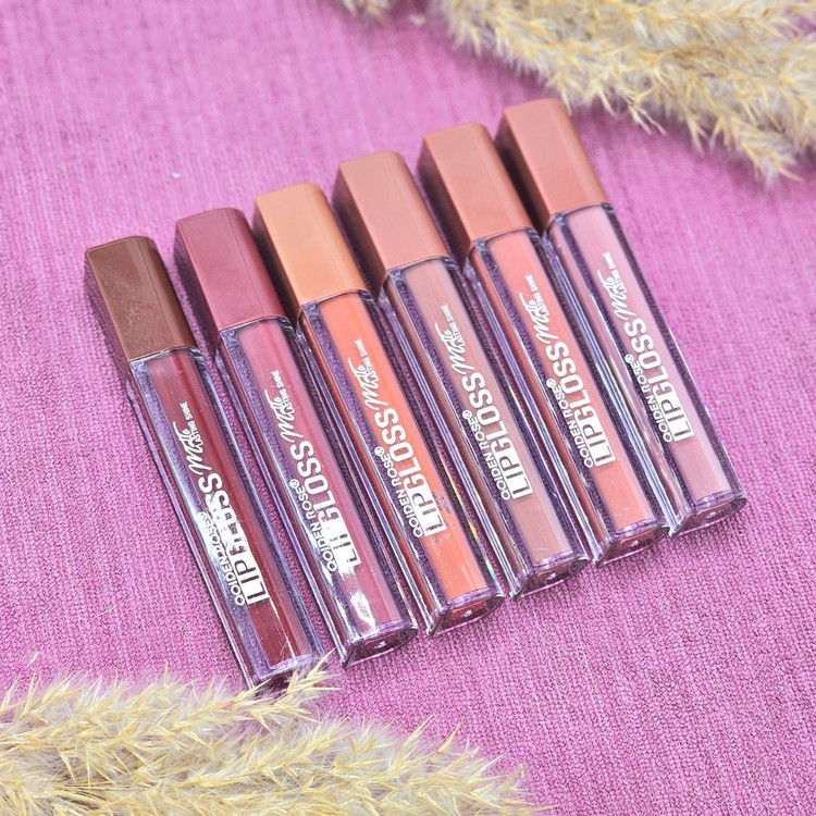 رژلب مایع مات برند کویدن رز کله استوانه ای