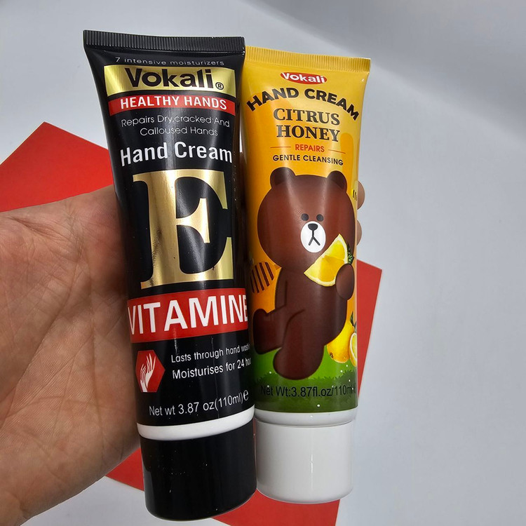 کرم مرطوب کننده و آبرسان دست برند وکالی