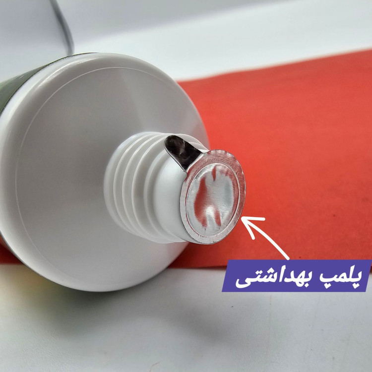 کرم مرطوب کننده و آبرسان دست برند وکالی