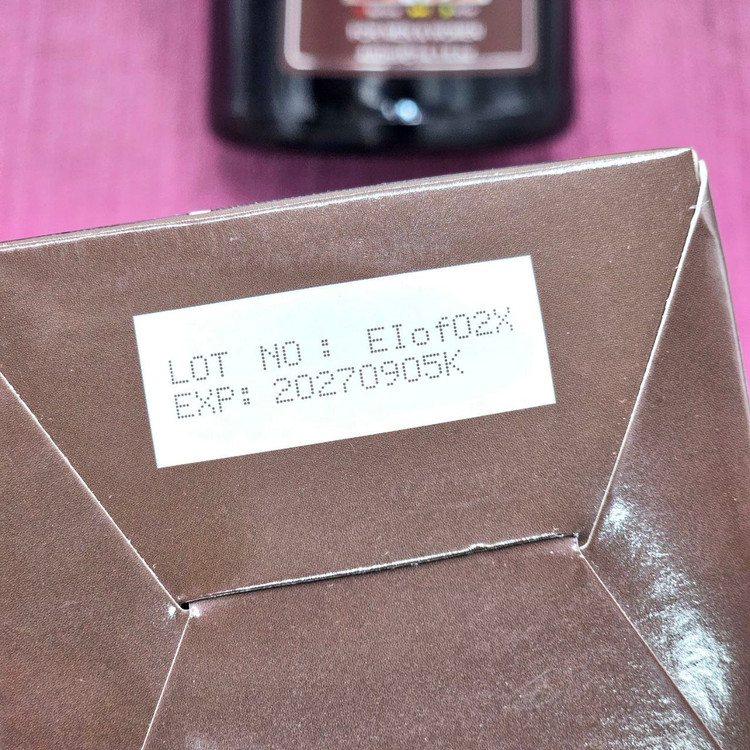 شامپو رنگ قهوهای برند دکس