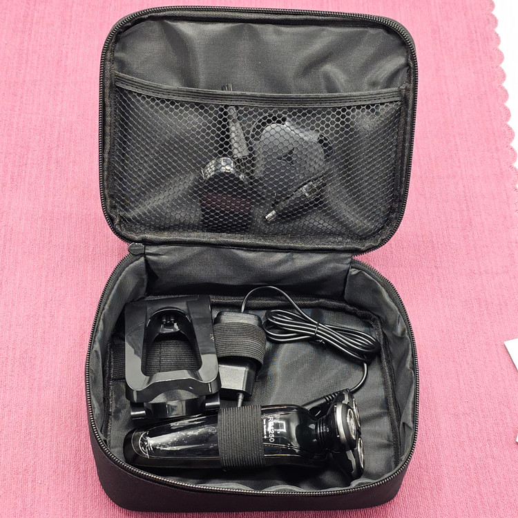 ریش تراش سه کاره (کله سه تیغ . خط زن . موزن)برند فیلیپس RQ_1250