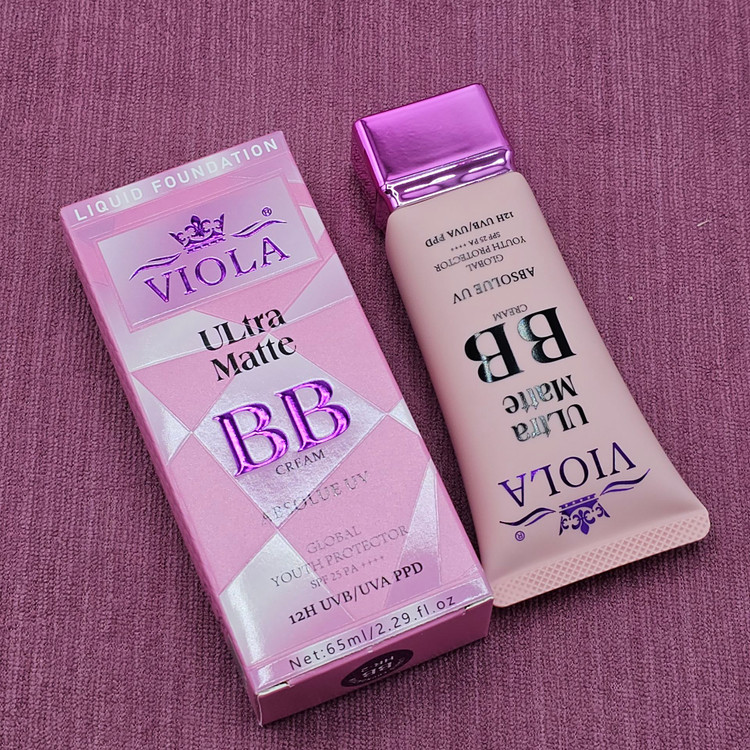 کرم پودر مات و سبک و آبرسان برند ویولا