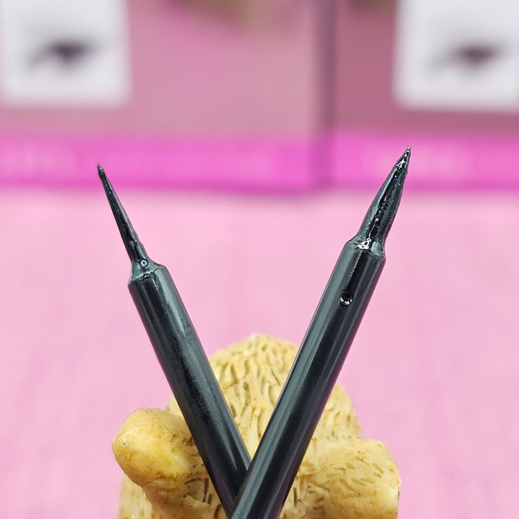 خط چشم ضد حساسیت و ضدآب برند پرشین کوئین