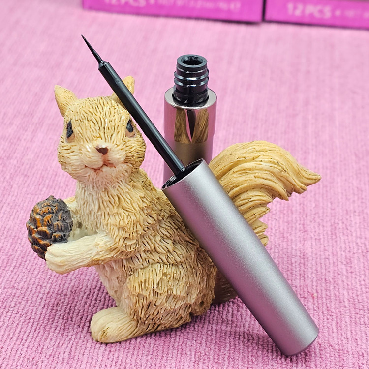 خط چشم ضد حساسیت و ضدآب برند پرشین کوئین