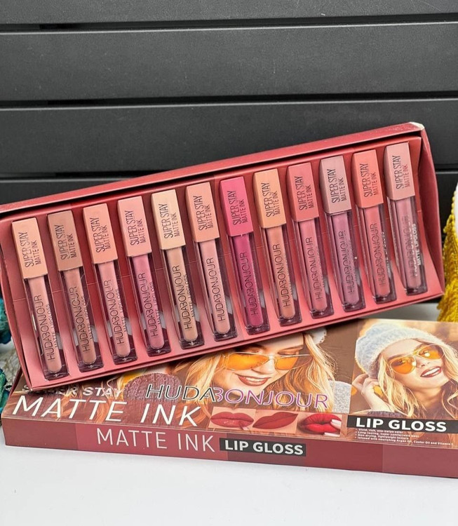 رژلب مایع مات و مخملی برند هدی بنجور