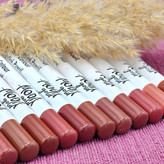 رژلب مدادی نرم و مخملی برند مدا