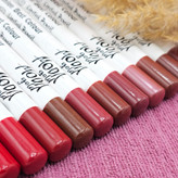 رژلب مدادی نرم و مخملی برند مدا