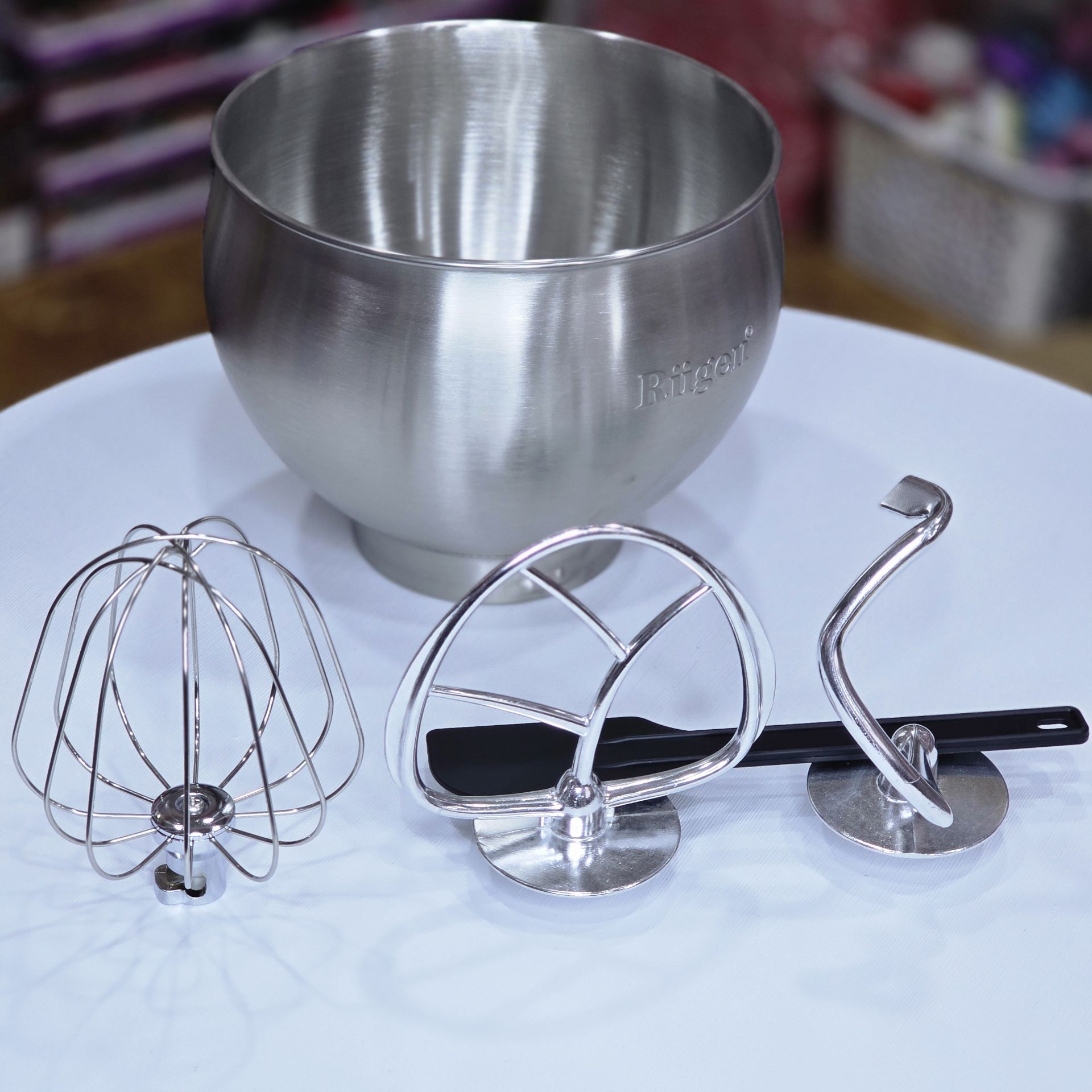 همزن کاسه دار صنعتی 6 لیتری مدل RU_1945 برند روگن