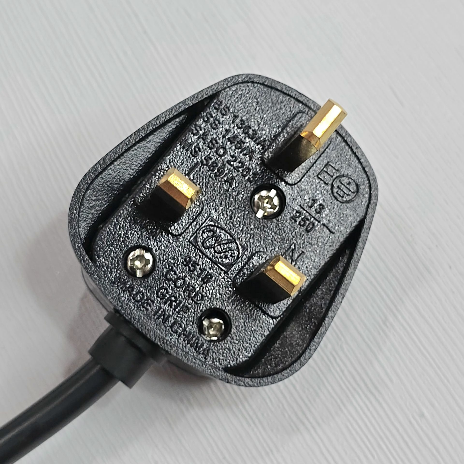 چرخ گوشت برند روگن مدل RU_1310