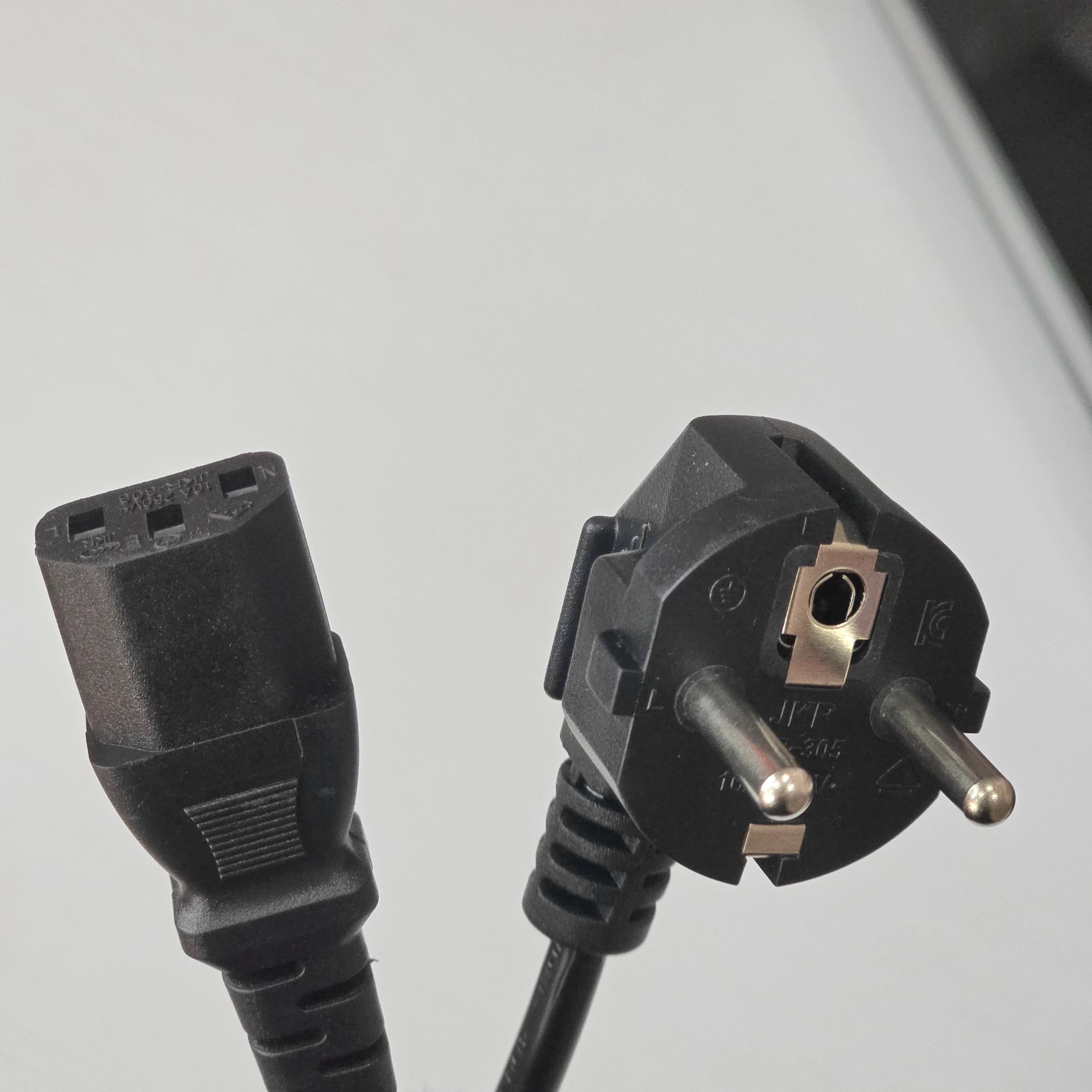 چای ساز بغلی هوشمند برند روگن مدل RU_1520