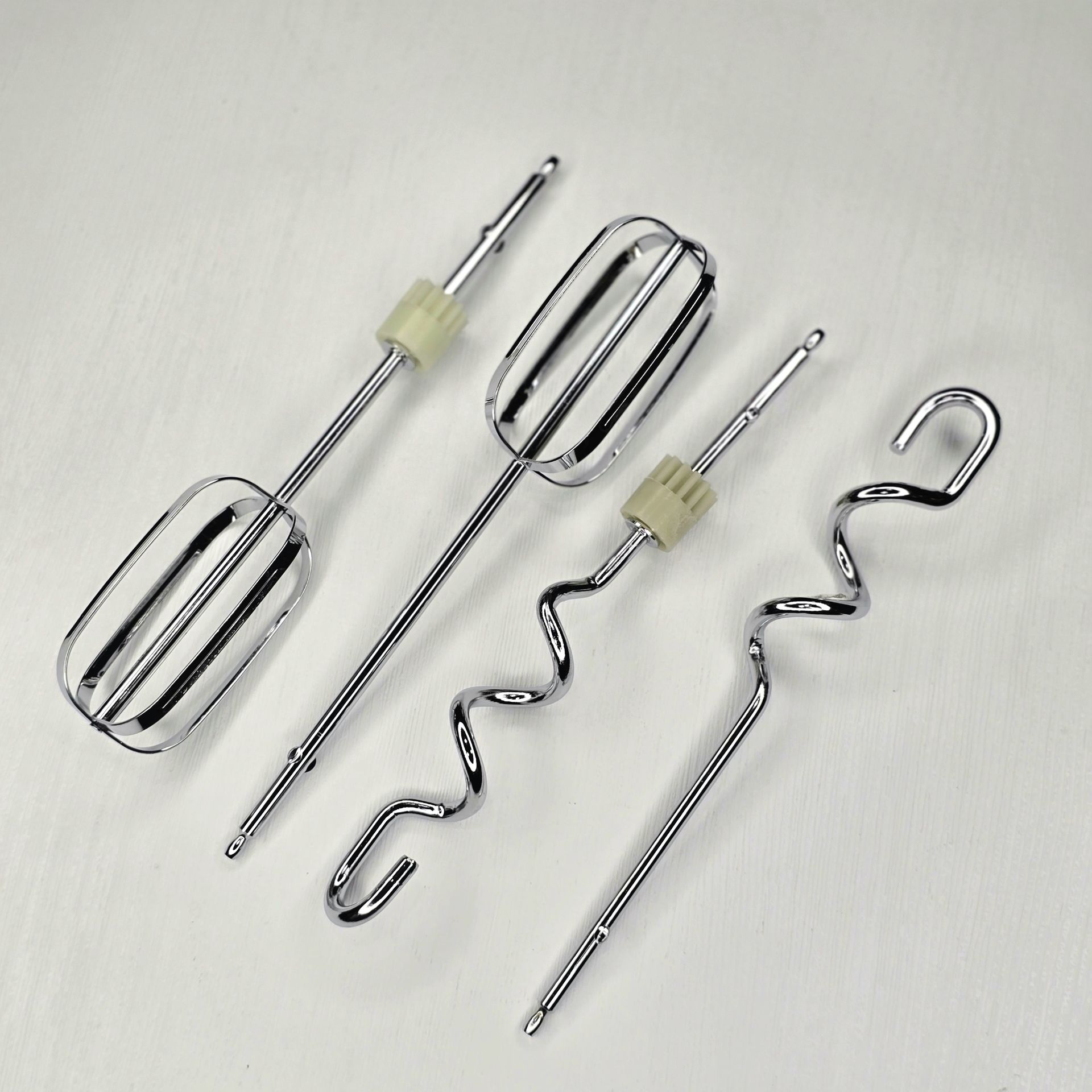 همزن کاسه دار 3 لیتری روگن مدل RU_1925