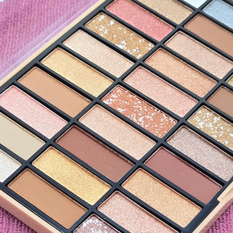 پالت سایه 30 رنگ مات و اکلیلی برند ماکالر