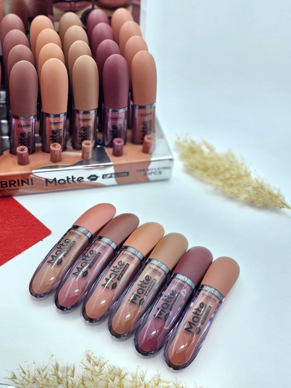 رژلب مایع مات و ضدآب و مخملی و سبک با رنگبندی نود برند لیدی بیوتی