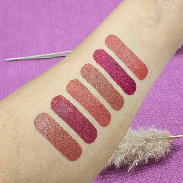 رژلب مایع مات و ضدآب و مخملی و سبک با رنگبندی نود برند لیدی بیوتی