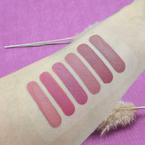 رژلب ضدآب و 24 ساعته و مات و سبک و مخملی و بدوت حساسیت از برند رمانتیک مات