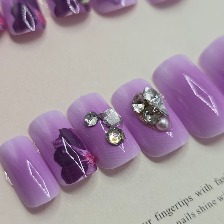 ناخن مصنوعی نگین دار و ژله ای و نشکن و بادوام برند پینک کی