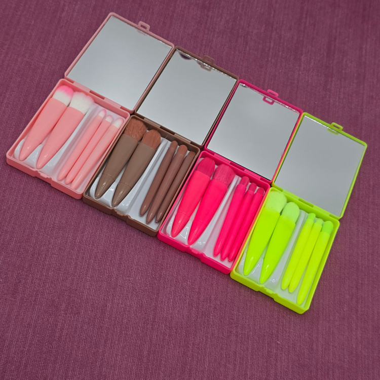 ست براش آرایشی مدل آینه دار 5 تکه با تراکم بالا