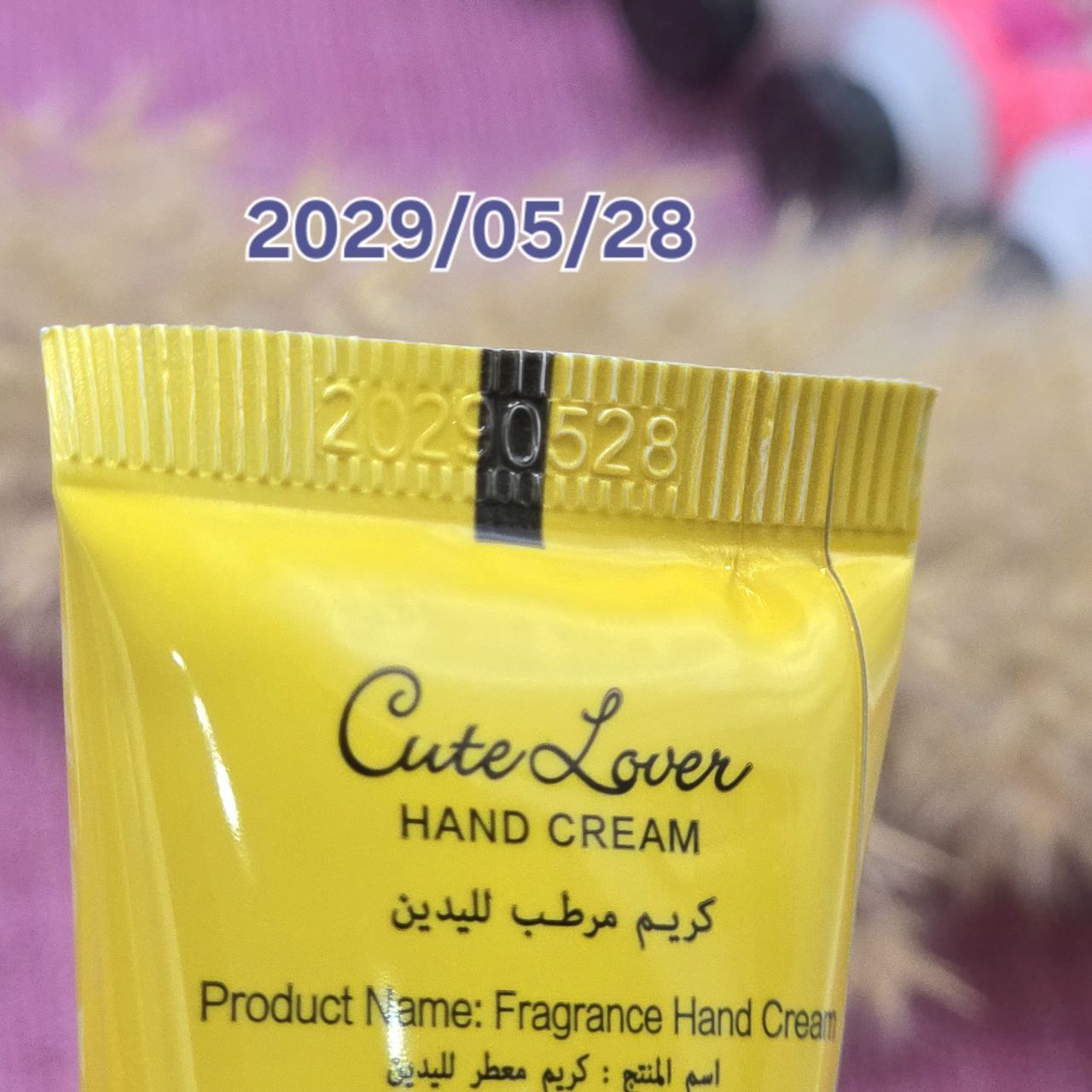 کرم های پنج قلو مرطوب کننده و آبرسان دست و صورت یارا