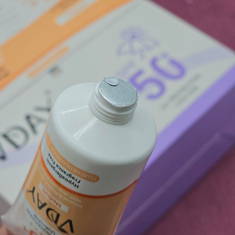 ضدآفتاب کرم پودری و گیاهی از برند ویدایی