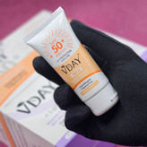 ضدآفتاب کرم پودری و گیاهی از برند ویدایی