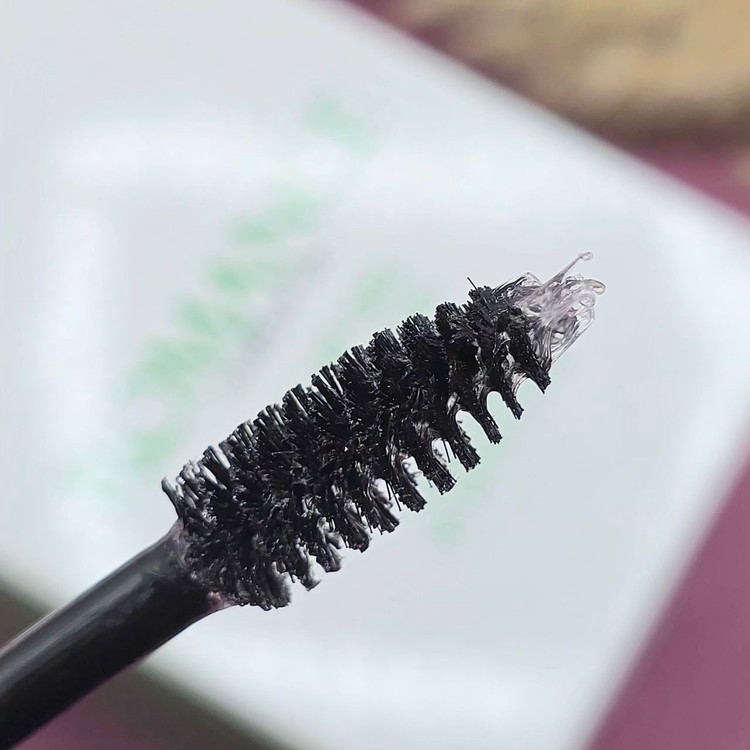 ژل لیفت و تقویت کننده ابرو و مژه برند رومانس