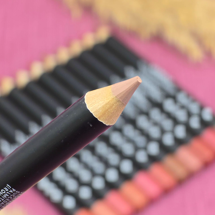 رژلب رمدادی تراش دار گابرینی