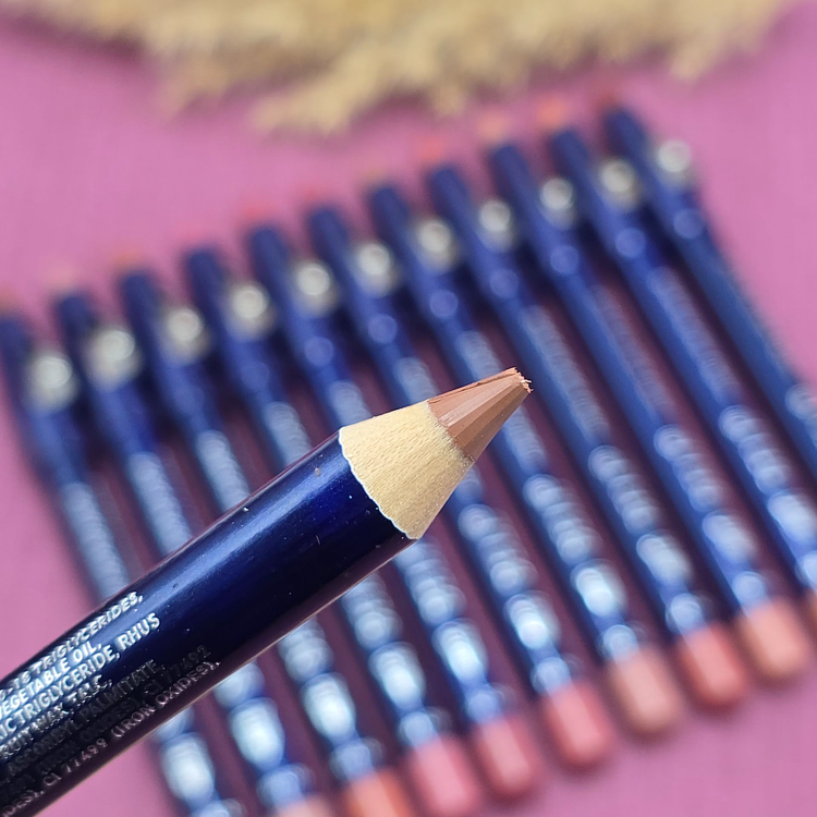 رژلب مدادی تراش دار بیل