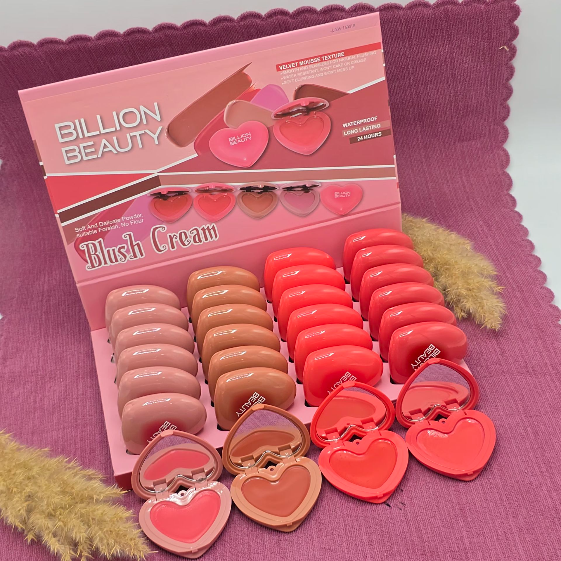 روژگونه چرب کوشنی طرح قلبی برند بالون بیوتی